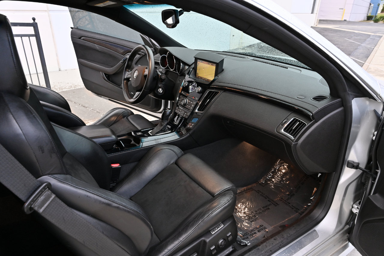 Used 2011 Cadillac CTS V w/ Wood Trim Package RWD image 15