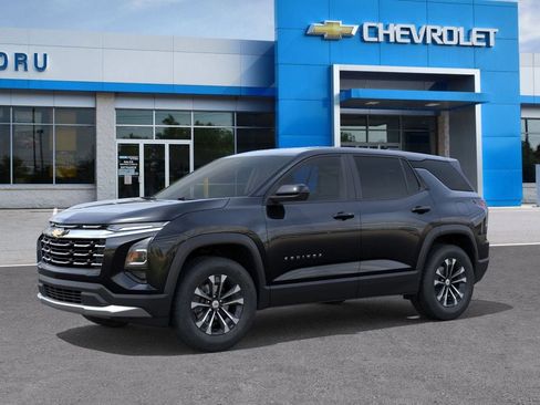 New 2026 Chevrolet Equinox LT w/ Convenience Package II image 2