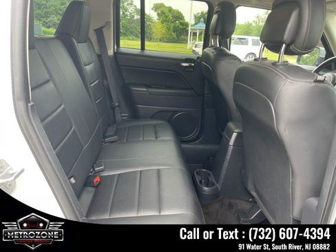 Used 2015 Jeep Patriot High Altitude AWD/4WD image 17