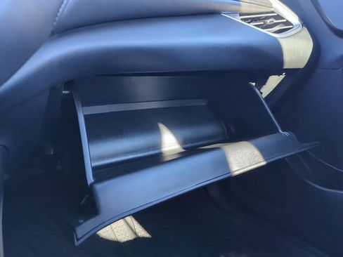 Used 2021 Chevrolet Malibu LT w/ Leather Package image 25