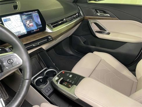 Used 2023 BMW X1 xDrive28i w/ M Sport Package image 32