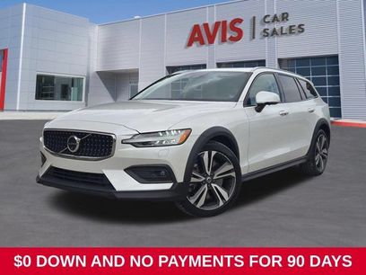 Used 2025 Volvo V60 B5 Cross Country Plus