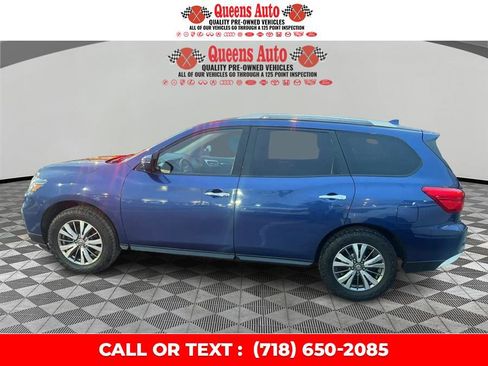 Used 2019 Nissan Pathfinder S image 4