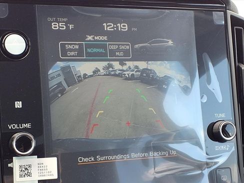 Used 2025 Subaru Crosstrek 2.0i Premium image 14