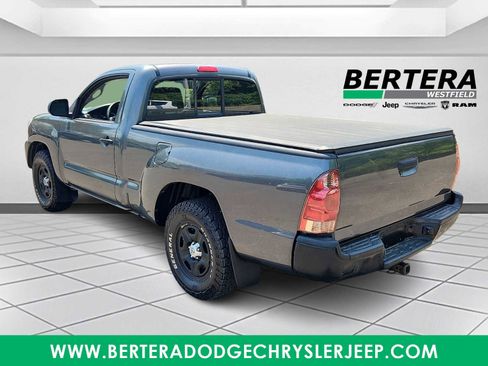 Used 2014 Toyota Tacoma 2WD Regular Cab image 4