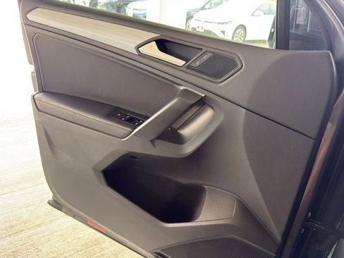 Certified 2024 Volkswagen Tiguan S FWD image 20