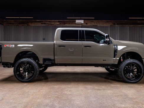 Used 2026 Ford F250 King Ranch w/ Chrome Package image 11