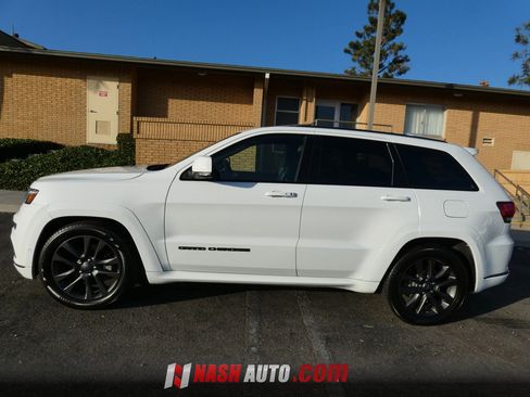 Used 2018 Jeep Grand Cherokee High Altitude AWD/4WD image 14