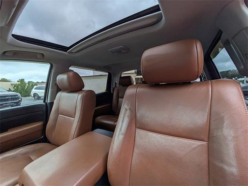 Used 2011 Toyota Tundra Limited image 21