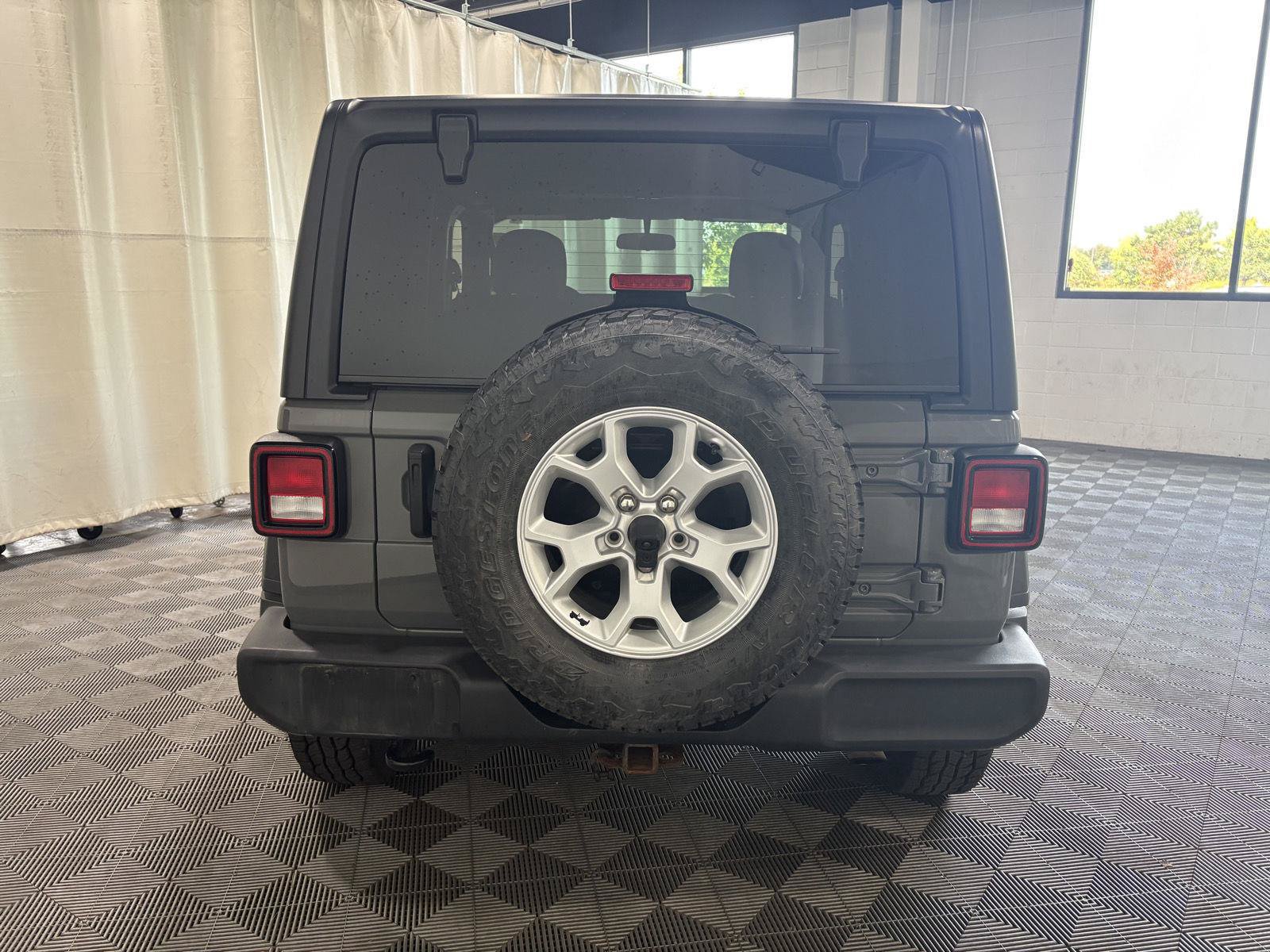 Used 2021 Jeep Wrangler Sport AWD/4WD image 12