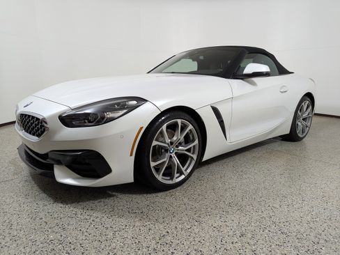 Used 2020 BMW Z4 sDrive30i w/ Premium Package image 3