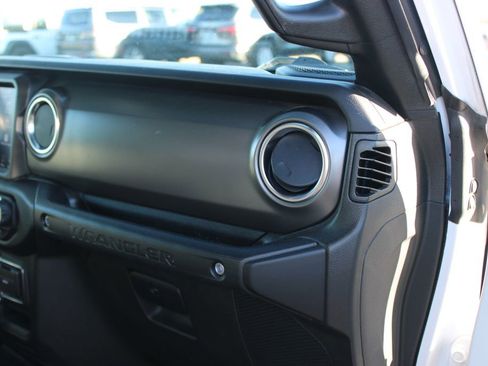 Used 2023 Jeep Wrangler Unlimited Rubicon 4xe w/ Cold Weather Group image 29