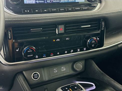 Certified 2023 Nissan Rogue Platinum w/ Platinum Premium Package AWD/4WD image 23
