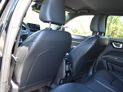 New 2026 Jeep Compass Latitude AWD/4WD image 22