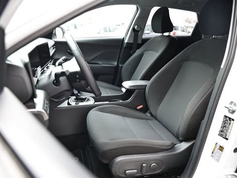 Used 2024 Hyundai Kona SEL image 16