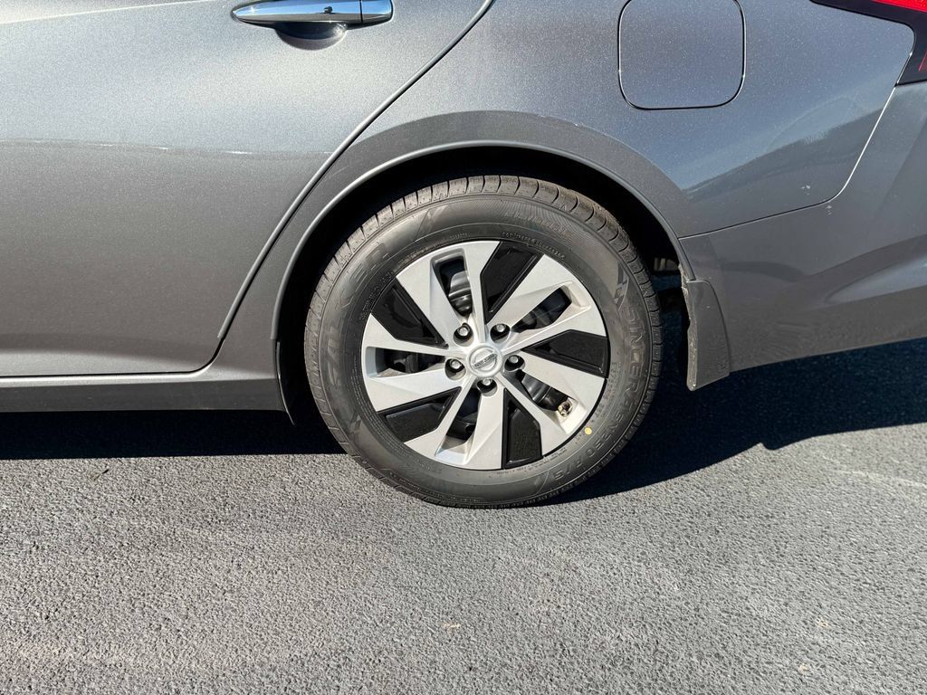 Used 2021 Nissan Altima 2.5 S w/ Driver Assist Package FWD image 13