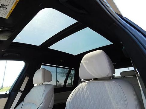 Used 2024 BMW X7 M60i w/ Executive Package AWD/4WD image 22