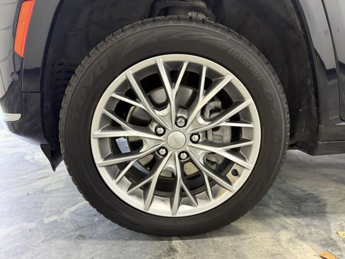 Used 2022 Jeep Grand Cherokee Summit image 34