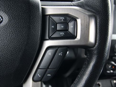 Used 2015 Ford F150 Platinum w/ Equipment Group 701A Luxury image 22