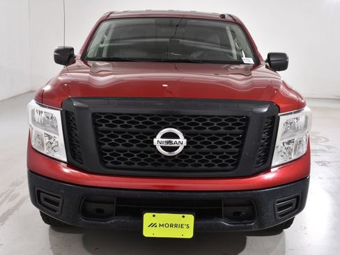Used 2019 Nissan Titan S AWD/4WD image 3