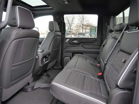 New 2026 GMC Sierra 2500 AT4X w/ LPO, Black Badging Package image 4