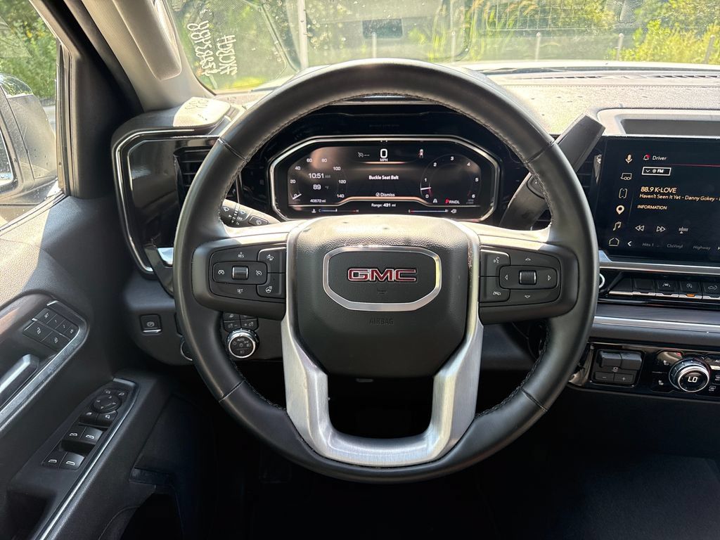 Used 2025 GMC Sierra 1500 SLT RWD image 19