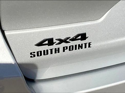 New 2025 Jeep Grand Cherokee Altitude AWD/4WD image 15