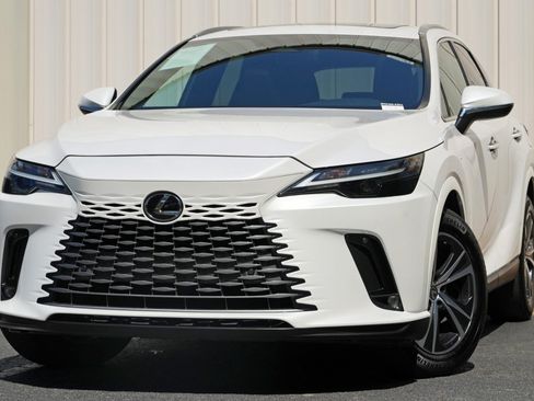 Used 2023 Lexus RX 350h w/ Cold Area Package AWD/4WD image 3
