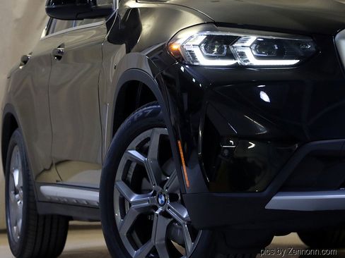 New 2025 BMW X4 xDrive30i w/ Premium Package image 4