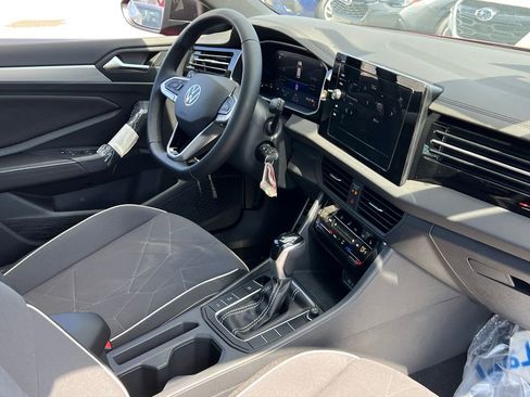 New 2025 Volkswagen Jetta Sport image 9