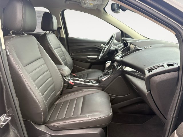 Used 2015 Ford Escape Titanium FWD image 15