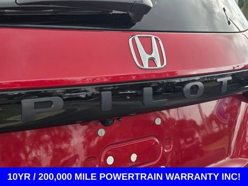 Used 2025 Honda Pilot EX-L image 16