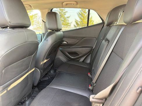 Used 2020 Buick Encore Preferred image 22