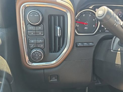 Used 2023 Chevrolet Silverado 3500 High Country AWD/4WD image 23