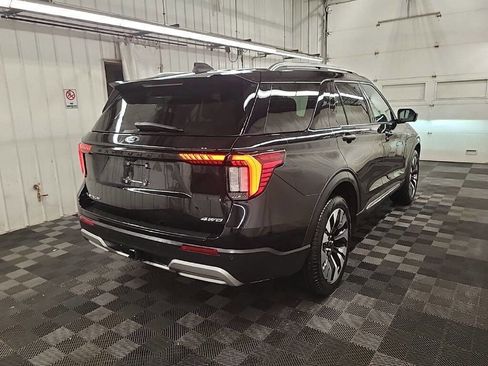 Used 2025 Ford Explorer Platinum w/ LUX Leather Package image 3