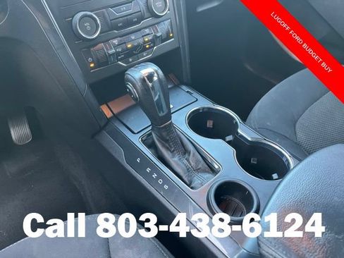 Used 2018 Ford Explorer XLT w/ Equipment Group 201A FWD image 26