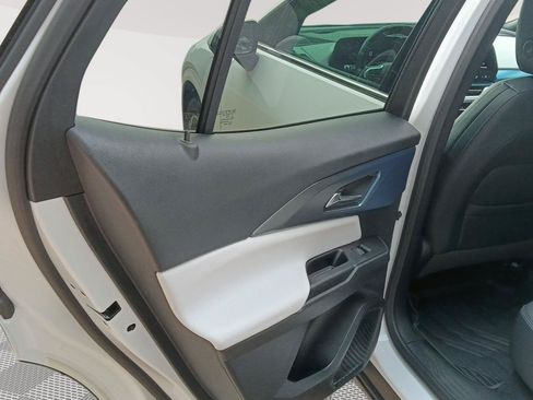 Used 2024 Chevrolet Equinox EV LT w/ Active Safety Package 3 FWD image 26