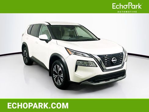 Used 2023 Nissan Rogue SV FWD image 1