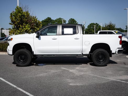 Used 2024 Chevrolet Silverado 1500 RST AWD/4WD image 8