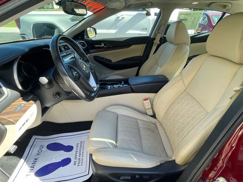 Used 2017 Nissan Maxima Platinum image 19