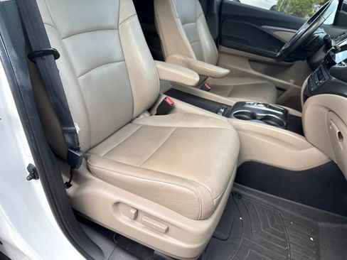 Used 2021 Honda Pilot EX-L image 30