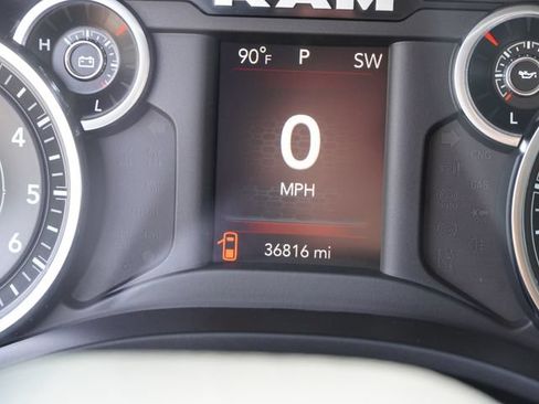 Used 2023 RAM 1500 Lone Star AWD/4WD image 30
