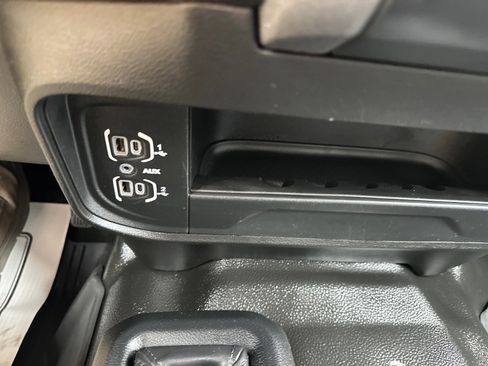 Used 2022 RAM 2500 Tradesman AWD/4WD image 32
