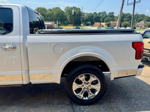 Used 2019 Ford F150 Platinum w/ Equipment Group 701A Luxury AWD/4WD image 10
