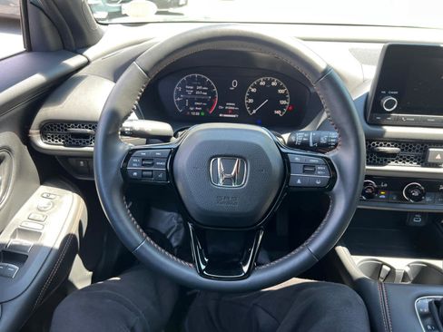 Used 2024 Honda HR-V Sport image 17