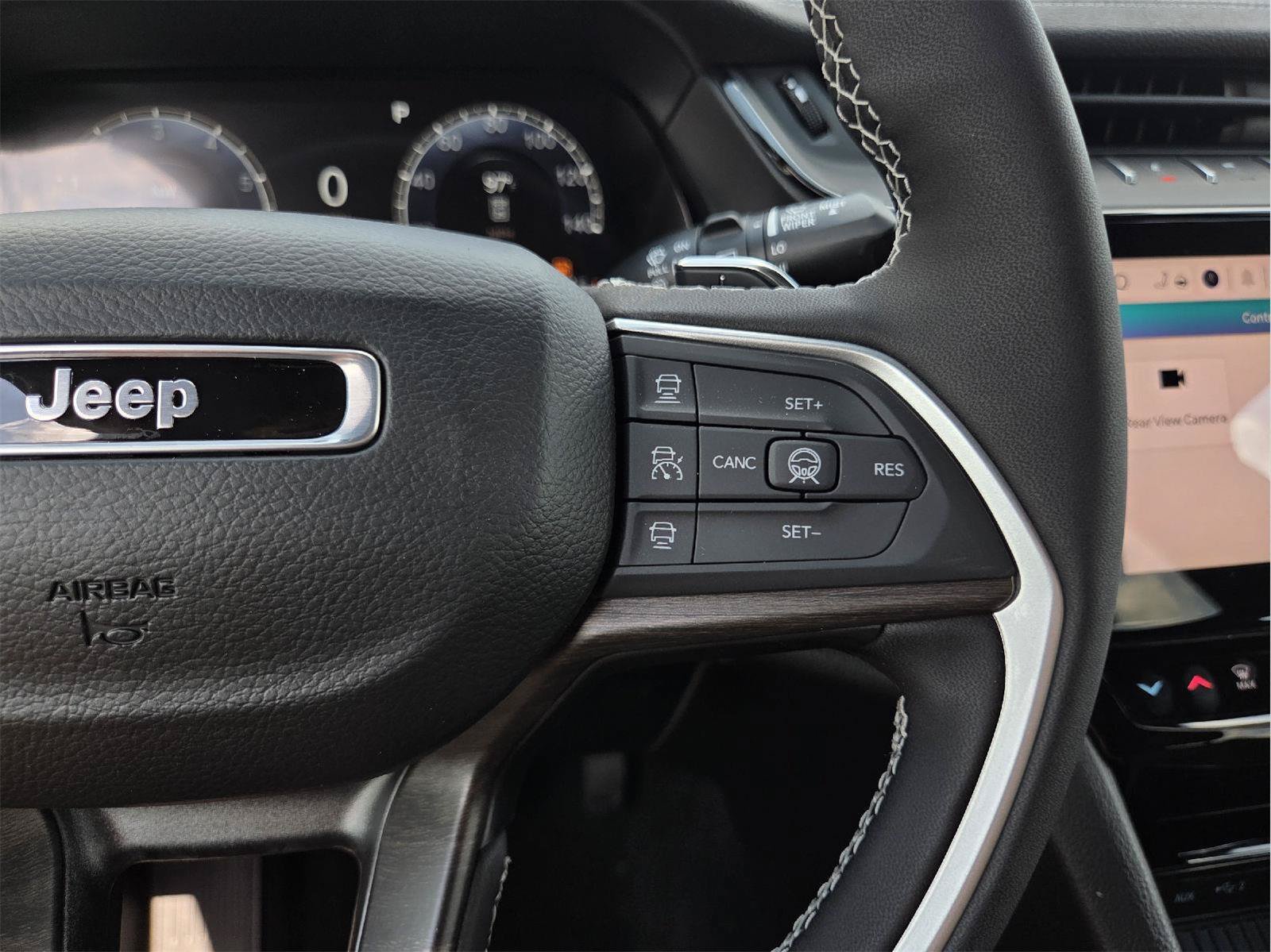 New 2027 Jeep Grand Cherokee Altitude RWD image 19