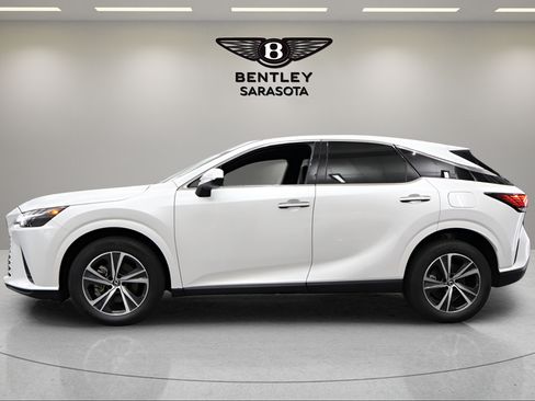 Used 2024 Lexus RX 350 FWD w/ Technology Package image 8