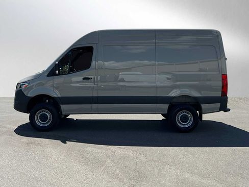 Used 2026 Mercedes-Benz Sprinter 2500 image 6