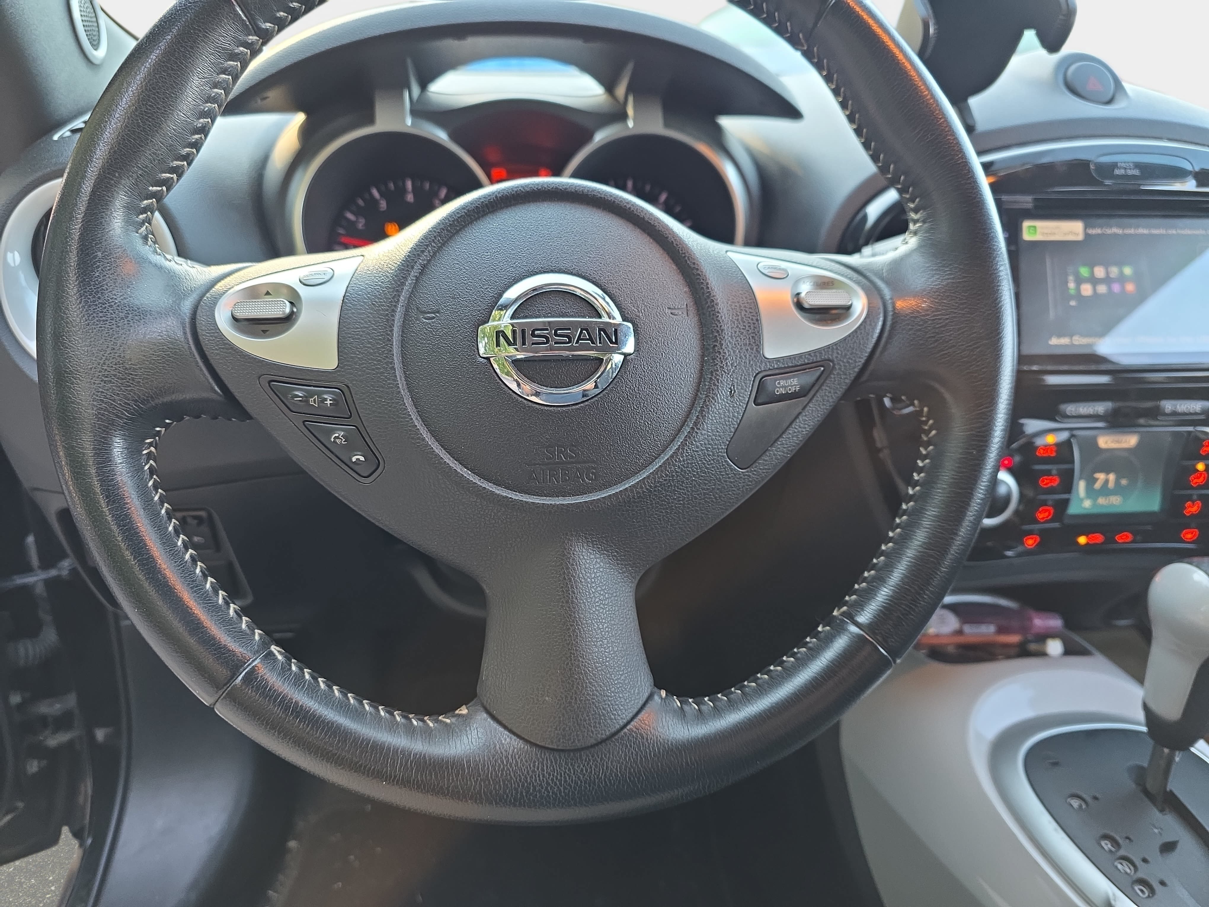 Used 2017 Nissan Juke SV FWD image 13