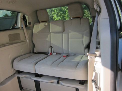 Used 2017 Dodge Grand Caravan SE w/ Power Window Group FWD image 15
